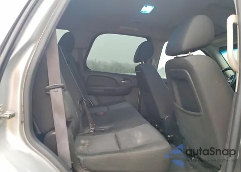 2013 Chevrolet Tahoe C1500 Ls z USA, uszkodzony, nr VIN 1GNSCAE07DR106579